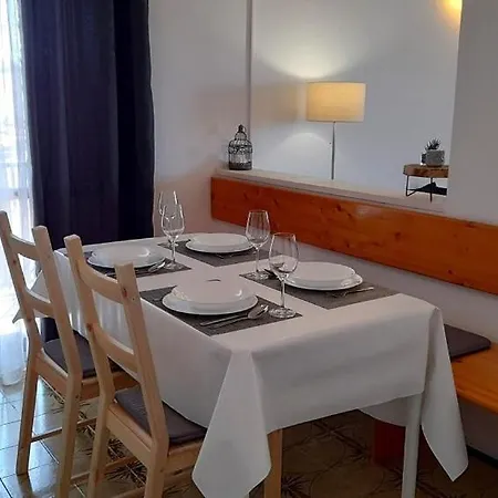 Appartement In With Sea View, Balcony, Air Conditioning, Wifi 5088-1